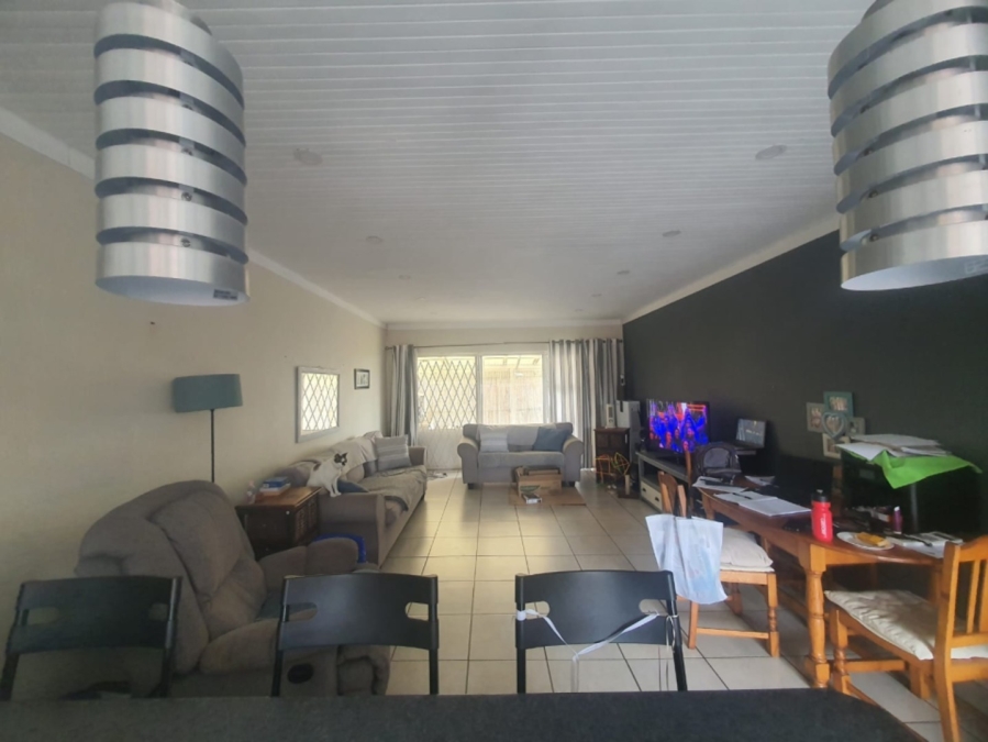 To Let 2 Bedroom Property for Rent in Gonubie Eastern Cape